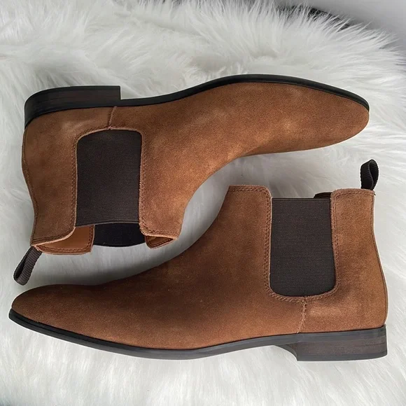 BP | MS Easton Water Resistant Suede Chelsea Boot - Picture 7 of 17